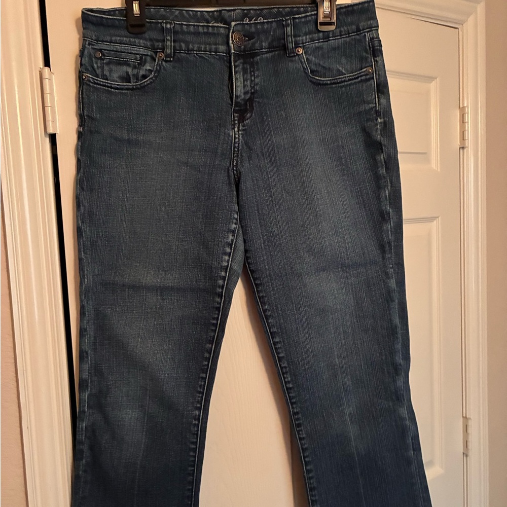 The Limited Straight Leg Jeans in Dark Blue Wash